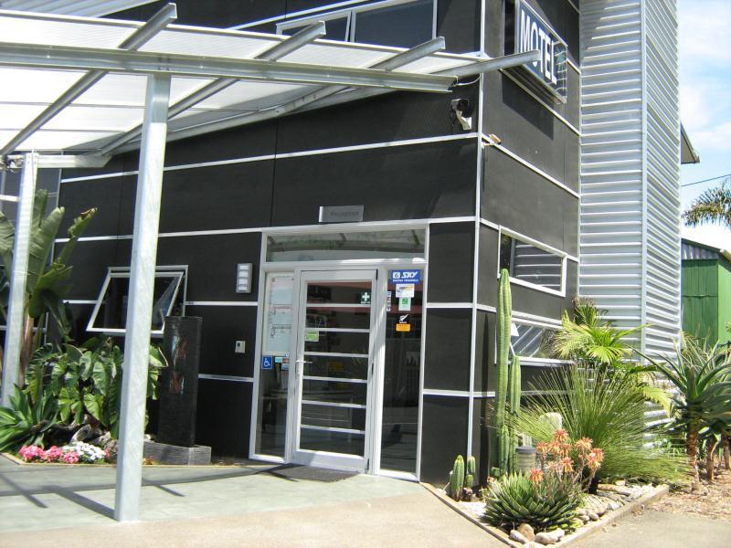 151 On London Motel & Conference Centre Whanganui Exterior photo